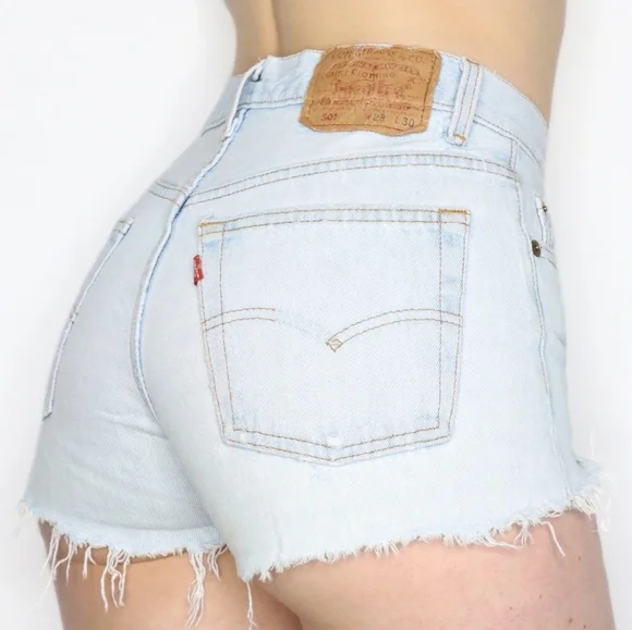 Vintage High Waisted 90s Levi's 501 Denim Shorts - Picture 3 of 6
